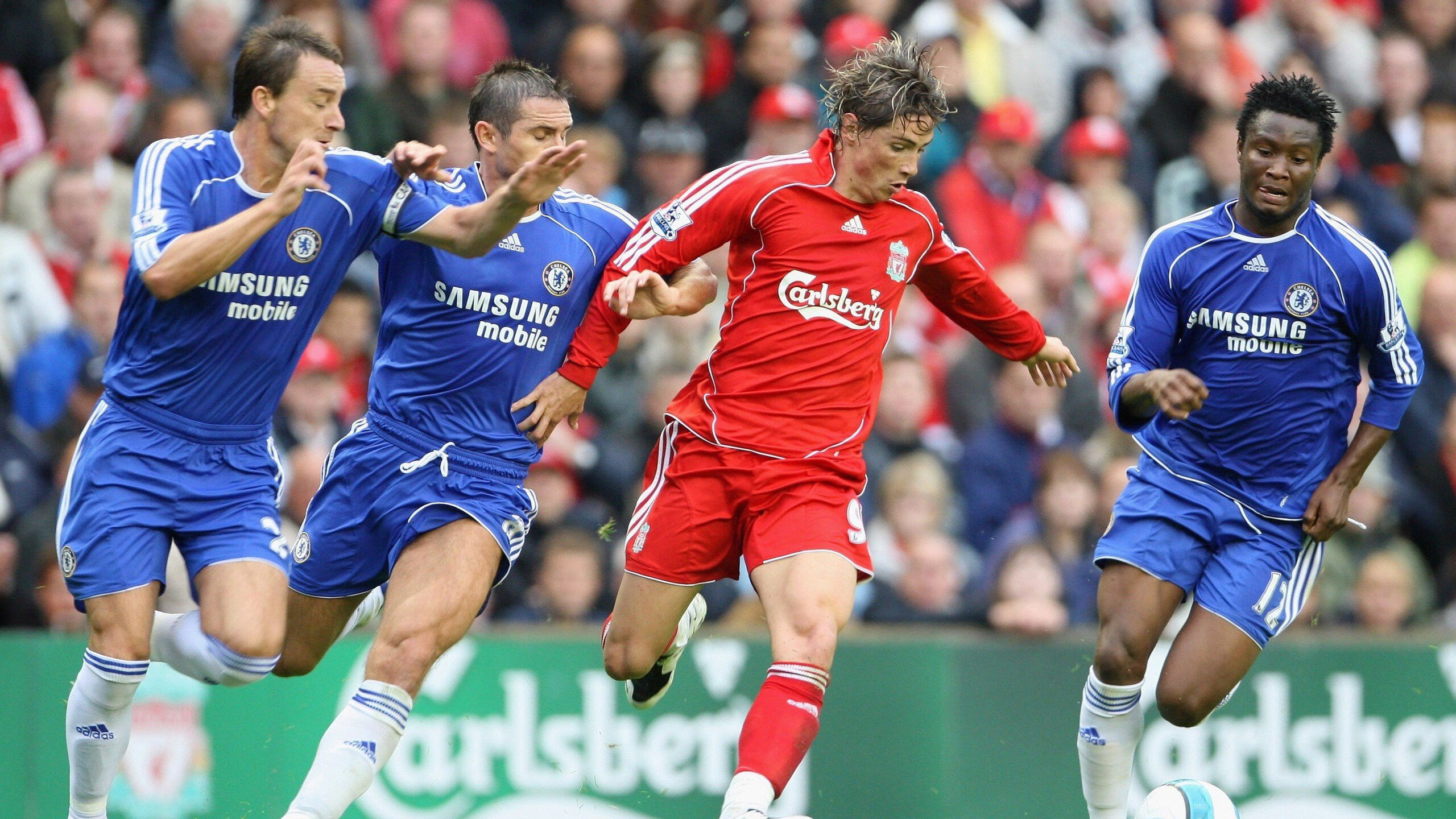 主力球员表现稳定，多球员贡献进球，球队的主力是什么位置