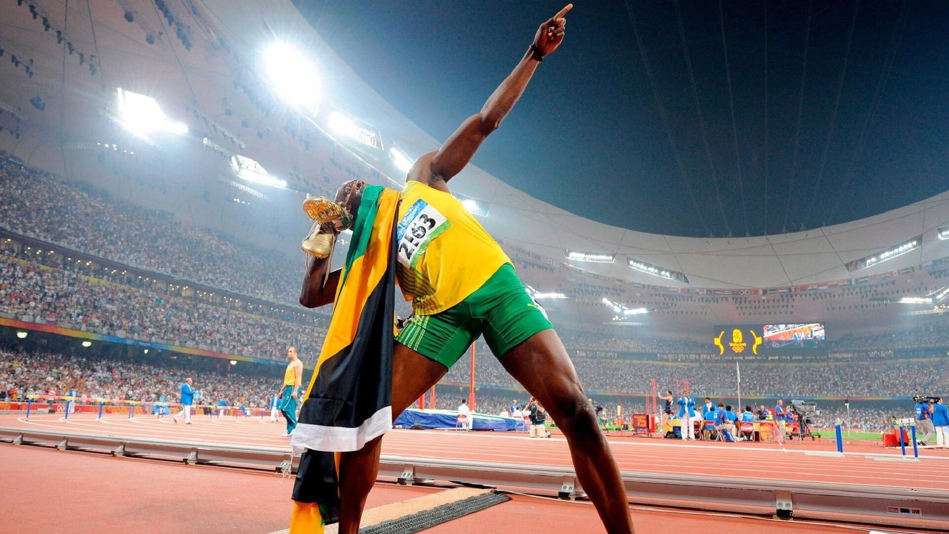 弗朗索瓦·斯图尔特：凭借丰富经验，成为南非队稳健中场的支柱